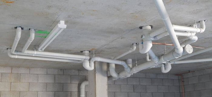 Hydraulic pipes under building